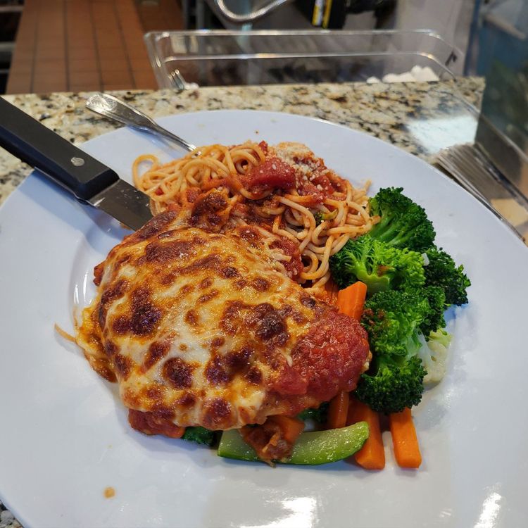 Bringing People Together Over the Best Italian Food at Niko’s